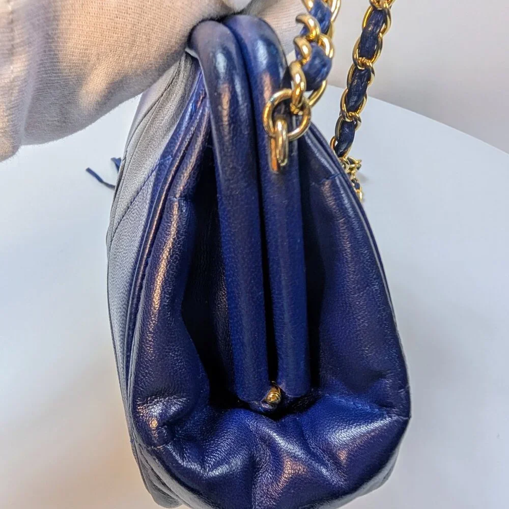 Chanel Vintage Blue Quilted Lambskin Kisslock Tassel Clutch - Picture 3 of 16